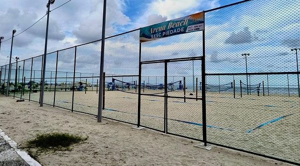 parceria-entre-sesc-e-prefeitura-de-jaboatao-viabiliza-12-quadras-de-beach-tennis-para-orla-de-piedade