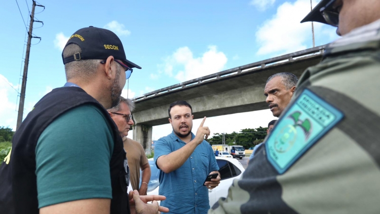 prefeitura-do-recife-realiza-operacoes-para-coibir-e-punir-o-descarte-irregular-de-residuos