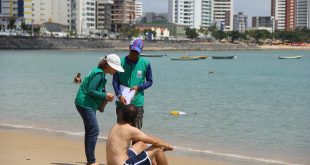 projeto-praia-linda-realiza-mutiroes-de-limpeza-e-conscientizacao-na-orla-de-casa-caiada