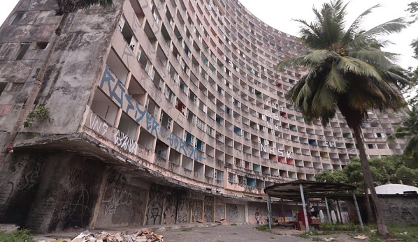 edificio-holiday,-em-boa-viagem,-vai-a-leilao-no-proximo-dia-22