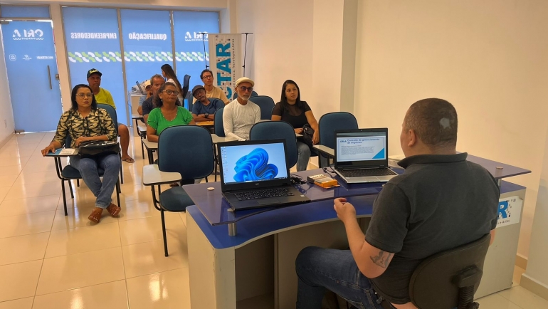 vendedores-e-ambulantes-do-pina-e-boa-viagem-passam-por-oficinas-de-capacitacao-promovidas-pela-prefeitura-do-recife