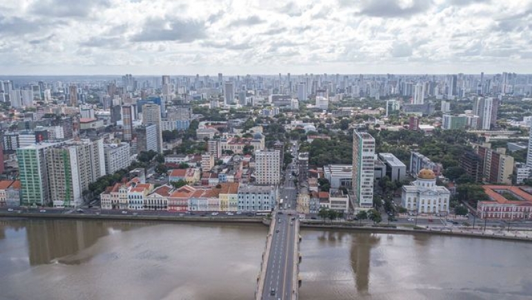 prefeitura-publica-edital-para-a-maior-contratacao-de-profissionais-de-educacao-fisica-da-historia-do-recife