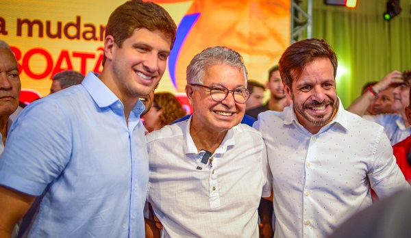 “o-povo-tem-saudades-do-tempo-em-que-elias-foi-prefeito”,-diz-joao-campos-em-sua-passagem-por-jaboatao