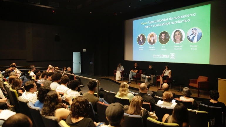programa-univercidade-chega-para-integrar-a-academia,-o-ambiente-de-inovacao-e-o-setor-produtivo-em-prol-do-desenvolvimento-cientifico-e-da-geracao-do-emprego-e-renda