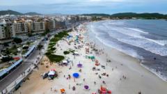 o-que-esta-em-jogo-na-pec-criticada-por-abrir-portas-para-‘privatizacao-de-praias’-no-brasil