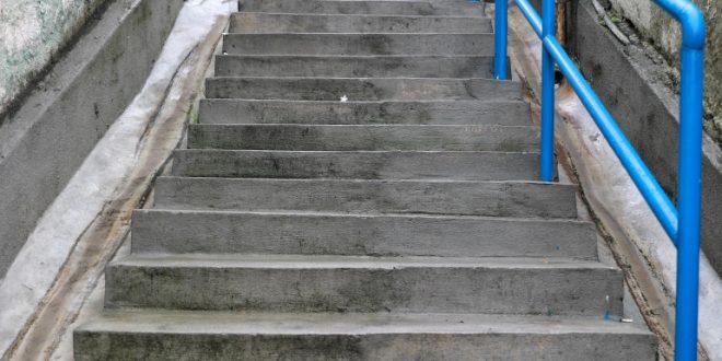 prefeitura-do-recife-entrega-escadarias-no-vasco-da-gama