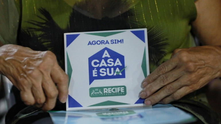 prefeitura-do-recife-regulariza-629-lotes-no-engenho-do-meio