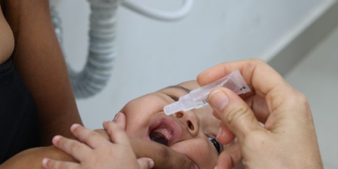 dia-d-contra-a-poliomielite-tera-175-pontos-de-vacinacao-no-recife-neste-sabado-(8)