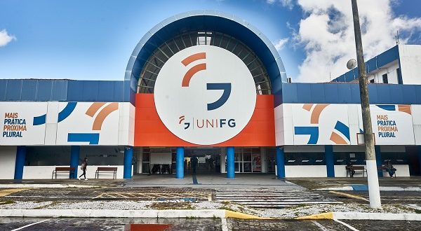 unifg-e-prefeitura-de-jaboatao-dos-guararapes-firmam-parceria-e-realizam serie-de-auloes-para-a-orientacao-de-carreira-de-estudantes