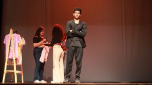 secretaria-da-mulher-realiza-aula-espetaculo-no-teatro-barreto-junior