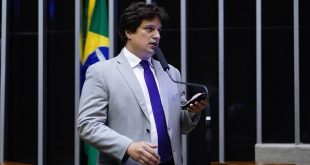 em-resposta-ao-governo-do-estado,-lucas-ramos-fala-de-“persistencia-da-negacao”-e-fake-news-em-anuncio-do-proupe