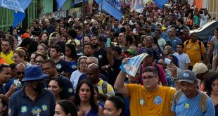 mano-medeiros-recebe-apoio-numeroso-em-caminhada-pelo-rio-das-velhas