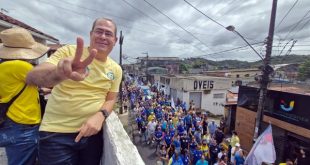 cobertura:-mano-medeiros-realiza-caminhada-em-santo-aleixo-com-grande-participacao-popular