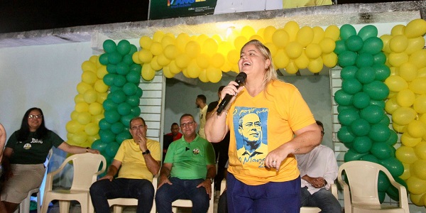 no-alto-da-colina,-andrea-medeiros-destaca-politicas-publicas-e-projetos-sociais-e-afirma-que-“mano-sempre-pensa-no-seu-povo”