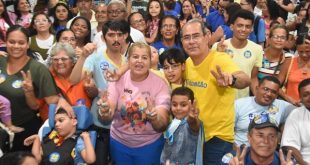 em-encontro-emocionante,-mano-medeiros-recebe-apoio-de-maes-atipicas-e-pessoas-com-deficiencia-em-jaboatao-centro