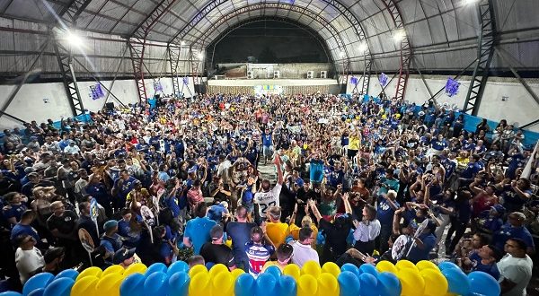 grande-apoio-popular-marca-encontro-entre-neco-filho-e-mano-medeiros-em-cajueiro-seco