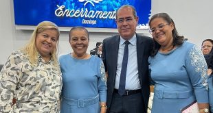 mano-medeiros-e-primeira-dama-participam-do-10°-congresso-de-mulheres-na-assembleia-de-deus-em-jaboatao-centro