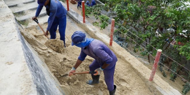 prefeitura-avanca-em-mais-uma-obra-de-contencao-de-encostas-e-drenagem-no-bairro-da-macaxeira