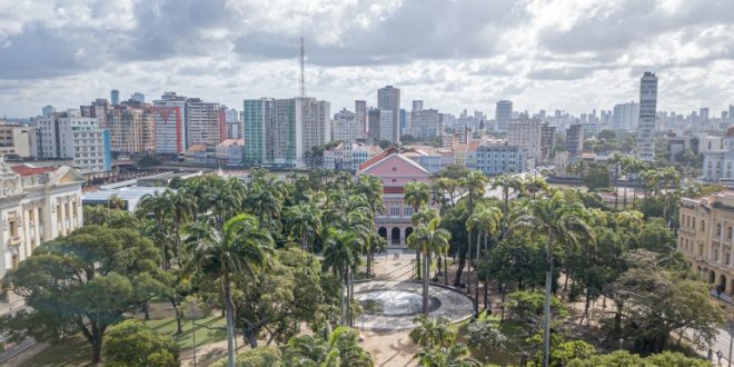 prefeitura-investe-r$-20-milhoes-em-bonus-de-desempenho-educacional-para-professores-e-educadores-do-recife