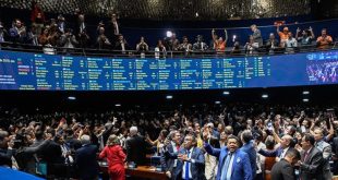 Extinção da escala 6x1 impõe nova realidade para empresas, prefeituras e pressão pela legislação complementar para o Congresso