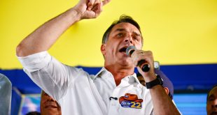 Flávio é investigado em 2º inquérito no STF para apurar suspeitas de lavagem com advogado