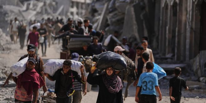 Israel anuncia a retomada gradual da entrada de mercadorias em Gaza após quatro dias de suspensão