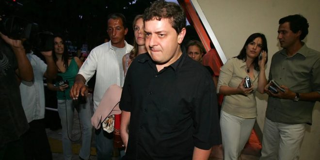 Lulinha viajou com lobista e amigos em jato, diz revista