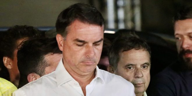 Partido de Flávio Bolsonaro, PL reconhece resultado das eleições